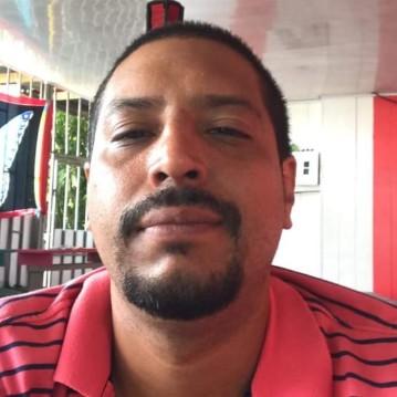 Brian Larios Underwood