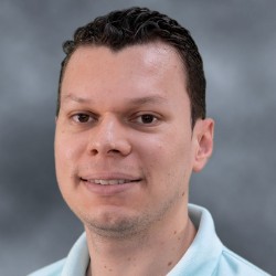 David González